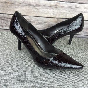 Merona dark brown pumps